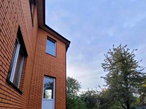 будинок за адресою Лисенка вул.