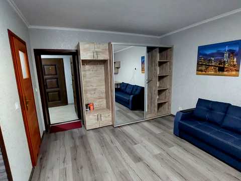 квартира по адресу Зодчих ул., 30