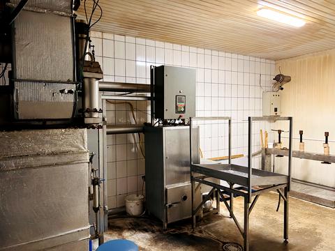 коммерческая по адресу с. Сингуры, Шкільна, 14