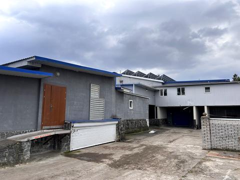 коммерческая по адресу с. Сингуры, Шкільна, 14