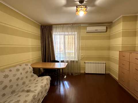 квартира за адресою Оноре де Бальзака вул., 6