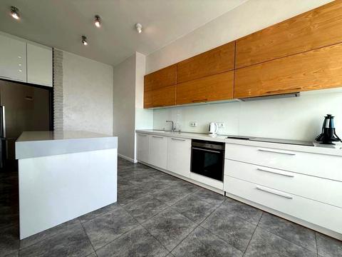 квартира по адресу Андрея Верхогляда ул. (Михайла Драгомирова), 9