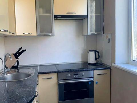 квартира за адресою Ахсарова вул., 18