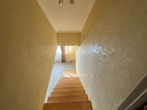 будинок за адресою Центральна