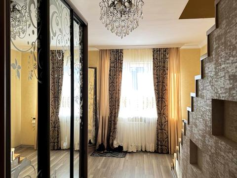 будинок за адресою Центральна