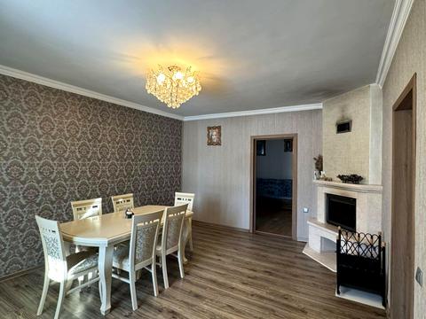 будинок за адресою Центральна