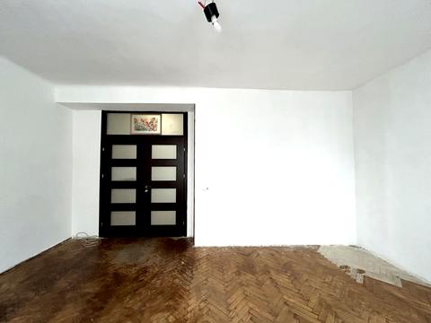 квартира за адресою Родини Барвінських вул., 14