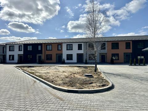 будинок за адресою Миколи Сингаївського вул. (Ново-Оскольська), 42