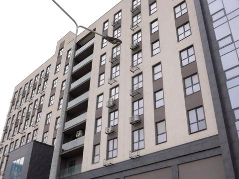 комерційна за адресою Небесної Сотні просп. (Маршала Жукова), 100/1