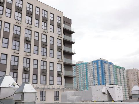 комерційна за адресою Небесної Сотні просп. (Маршала Жукова), 100/1