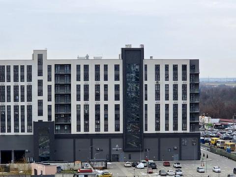 комерційна за адресою Небесної Сотні просп. (Маршала Жукова), 100/1