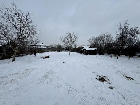 ділянка за адресою Володимира Івасюка вул., 21-В