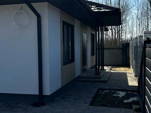 будинок за адресою Успішна