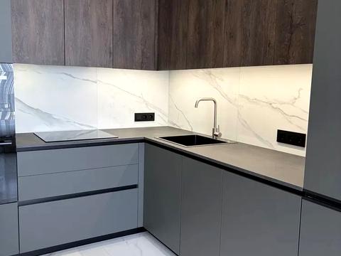 квартира за адресою Причальна вул., 12