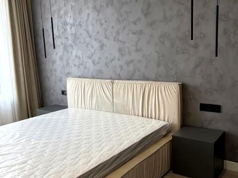 квартира за адресою Причальна вул., 12