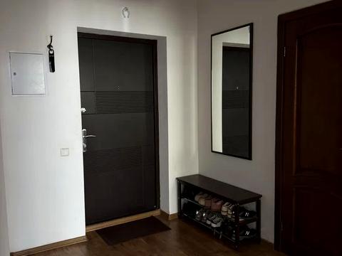 квартира за адресою Любомира Гузара просп. (Космонавта Комарова), 46-В