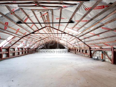 коммерческая по адресу Драгоманова ул., 21