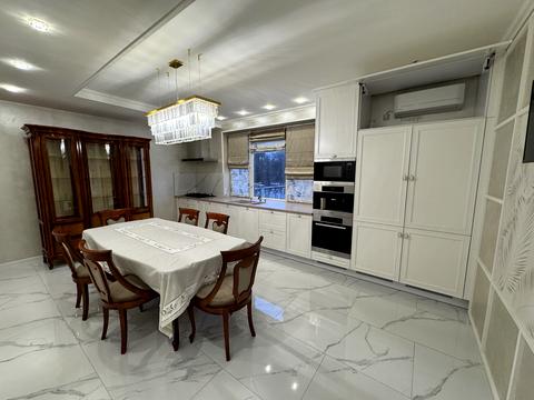 дом по адресу Шкільна 5