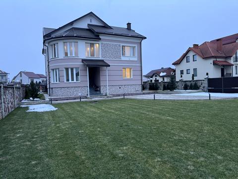 будинок за адресою Шкільна 5