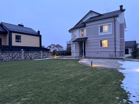 дом по адресу Шкільна 5