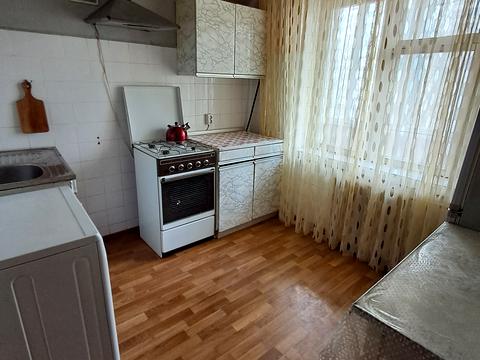 квартира за адресою Академіка Булаховського вул., 28-В