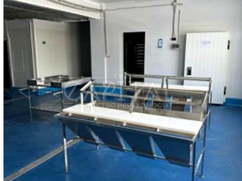 коммерческая по адресу вул. Київська, 1