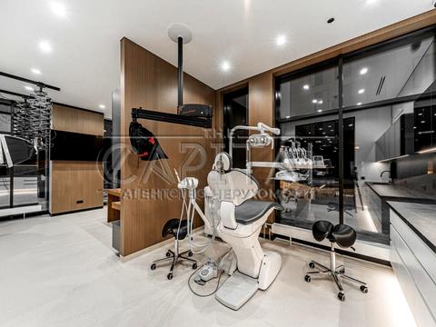 комерційна за адресою Василя Тютюнника вул. (Анрі Барбюса), 42