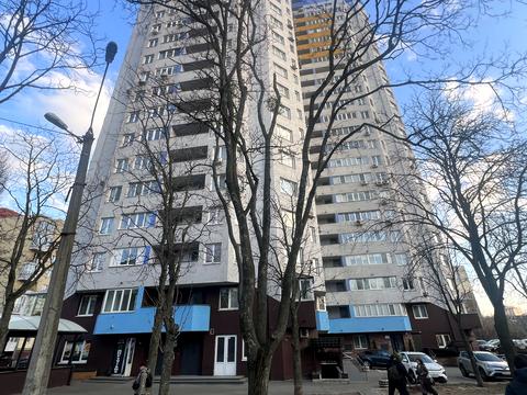 квартира за адресою Любомира Гузара просп. (Космонавта Комарова), 26