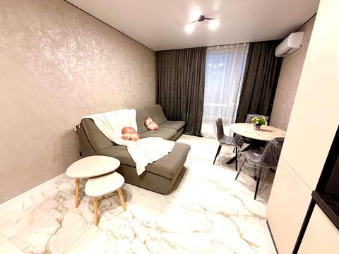 квартира по адресу Олександра Олеся ул., 8/17