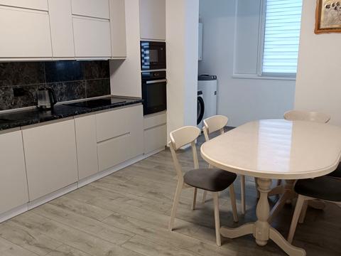 квартира за адресою Центральна вул. (Мічуріна), 2а