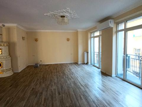 комерційна за адресою Мирослава Скорика вул. (Петра Чайковського), 31