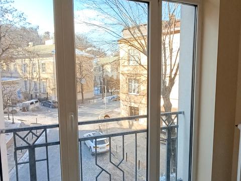 комерційна за адресою Мирослава Скорика вул. (Петра Чайковського), 31