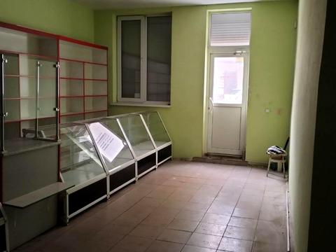 комерційна за адресою Старицького вул., 16