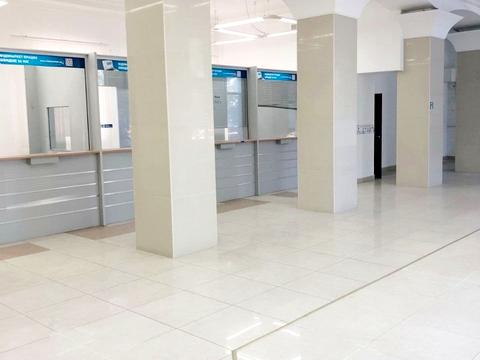 комерційна за адресою Олексія Вадатурського вул. (Фалєєвська), 91