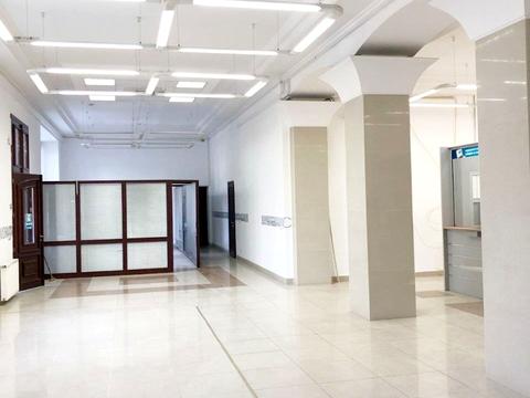 комерційна за адресою Олексія Вадатурського вул. (Фалєєвська), 91