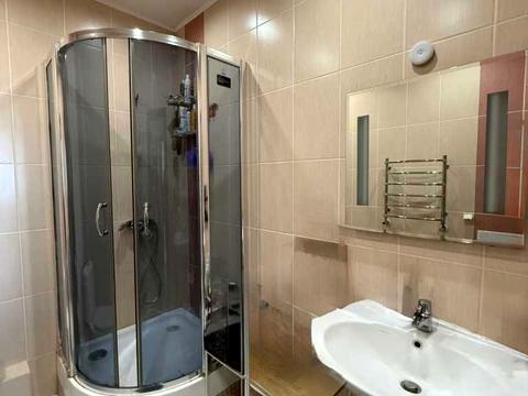 квартира за адресою Соборності вул. (Жовтнева), 40Д