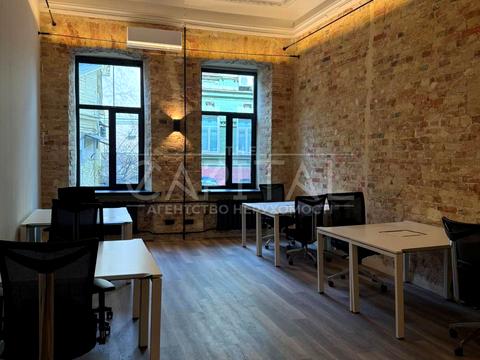 коммерческая по адресу Вячеслава Липинского ул. (Чапаева), 4