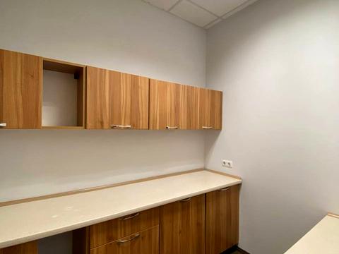 комерційна за адресою Митрополита Василя Липківського вул. (Урицького), 13