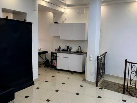 коммерческая по адресу Коперника ул., 37