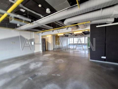 комерційна за адресою Саксаганського вул., 70