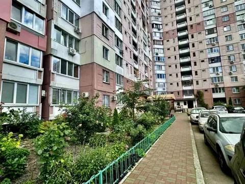 квартира за адресою Олени Пчілки вул., 4