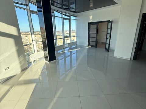 квартира за адресою Незалежності бульв. (50 років Жовтня), 2-Б