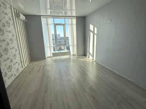 квартира за адресою Незалежності бульв. (50 років Жовтня), 2-Б