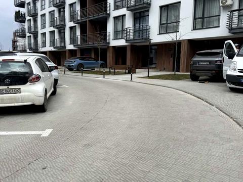 коммерческая по адресу Львовская ул., 92