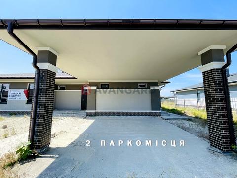будинок за адресою с. Вишеньки, Садова вул.