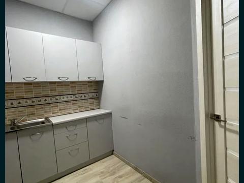 коммерческая по адресу Николаевская ул. (Короленко), 23