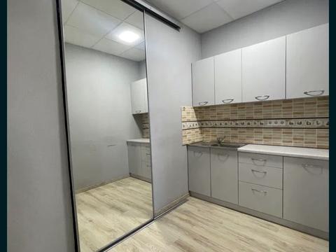 коммерческая по адресу Николаевская ул. (Короленко), 23