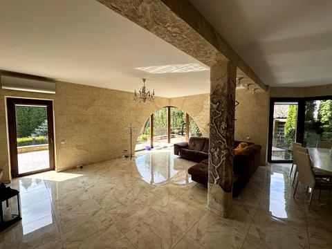 будинок за адресою 2-й Мирослава Скорика пров., 2