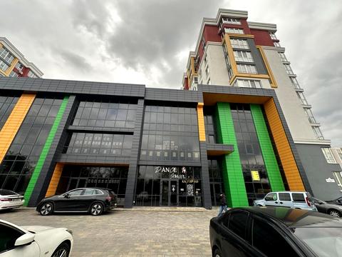 коммерческая по адресу Машинобудівників ул., 16