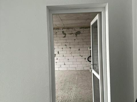 коммерческая по адресу Машинобудівників ул., 16